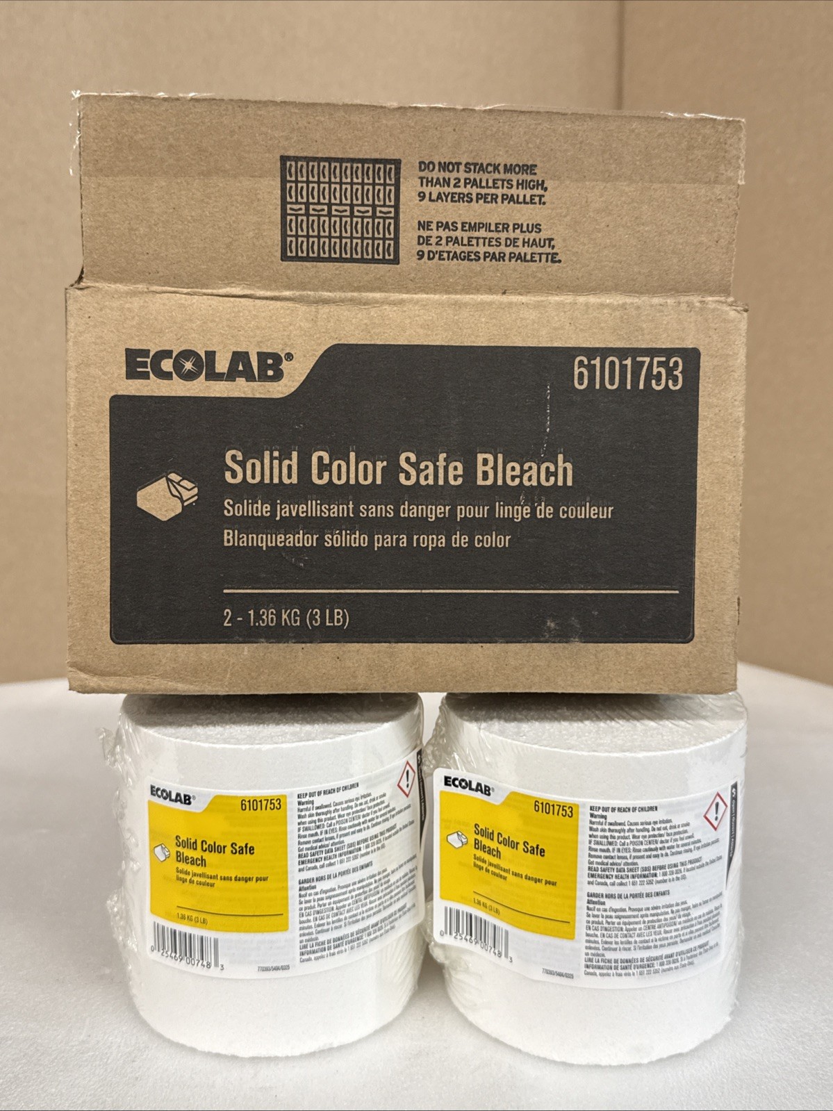 Ecolab 2 Pack, Solid Color Safe Bleach. 6101753