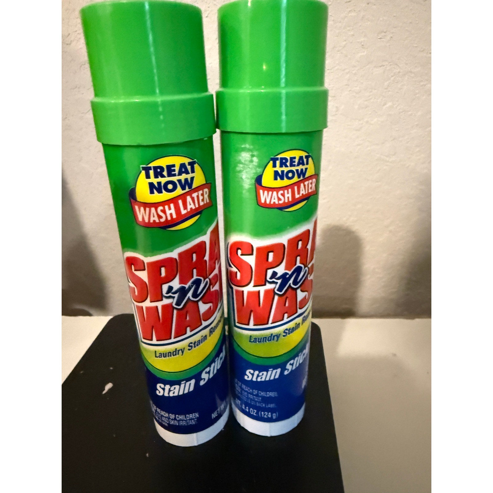 Spray n Wash Laundry Stain Remover Stick Treat Now Wash Later 4.4oz Lot of 2
