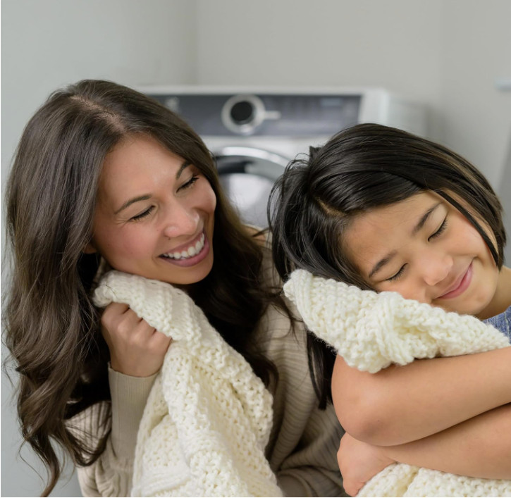 All Mighty Pacs Laundry Detergent Free Clear for Sensitive Skin Tub, 60 Count