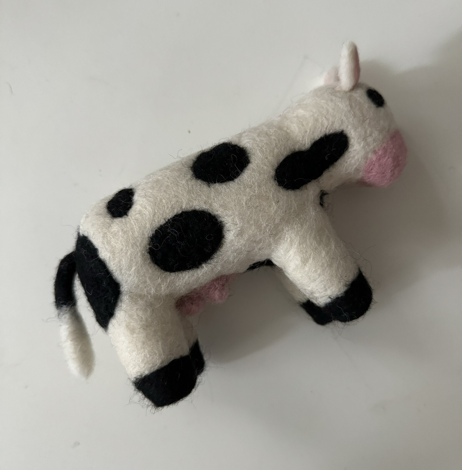 Needle Felt Dryer Balls Kids Toy New Zealand Wool Natural Handmade Cow 6” -1 Cow