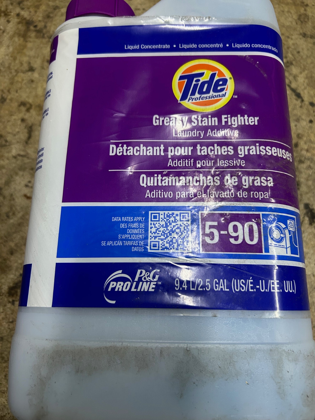 Tide Professional Greasy Stain Fighter 2.5 gal Laundry Additive 5-90 Concentrate