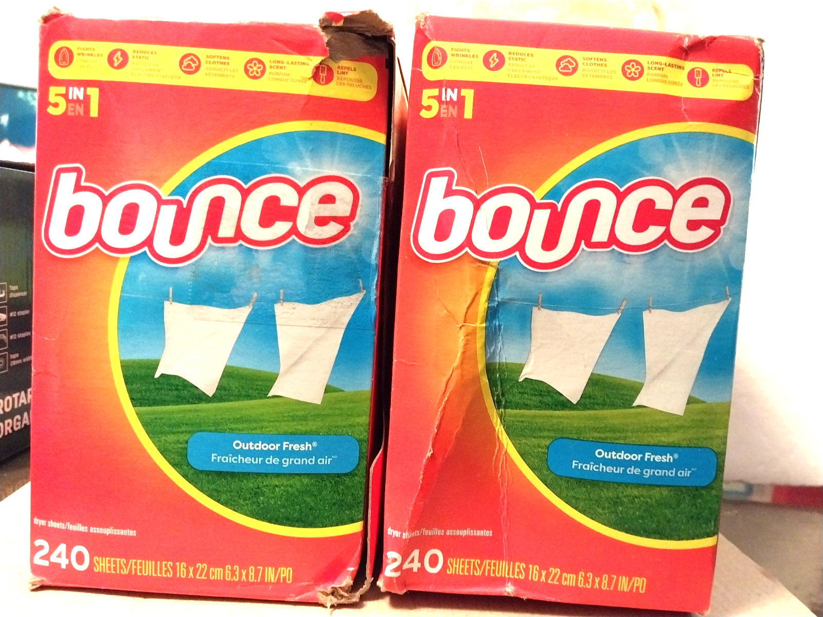 2X – Bounce Fabric Softener Sheets Outdoor Fresh Scent 240 Count (each box)