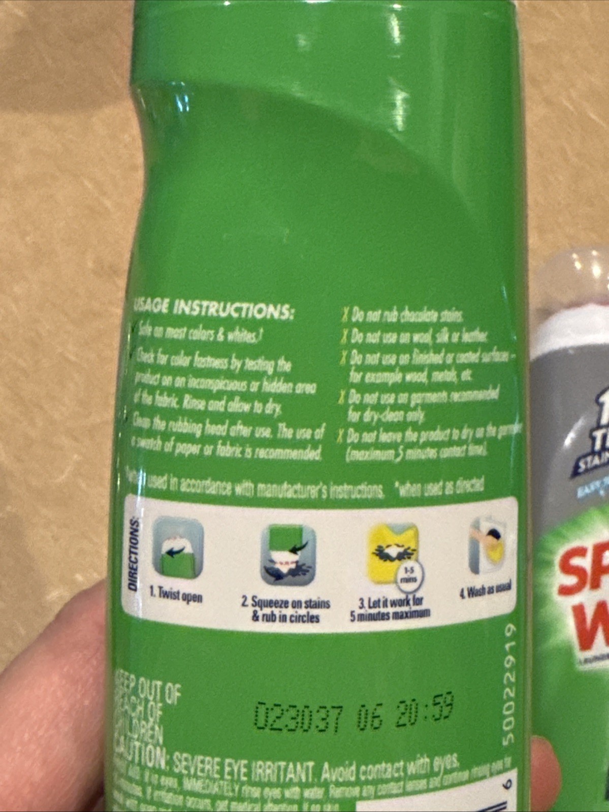 (2) Spray n Wash Max Laundry Stain Remover Gel Stick, Easy To Use, Scrub Top New