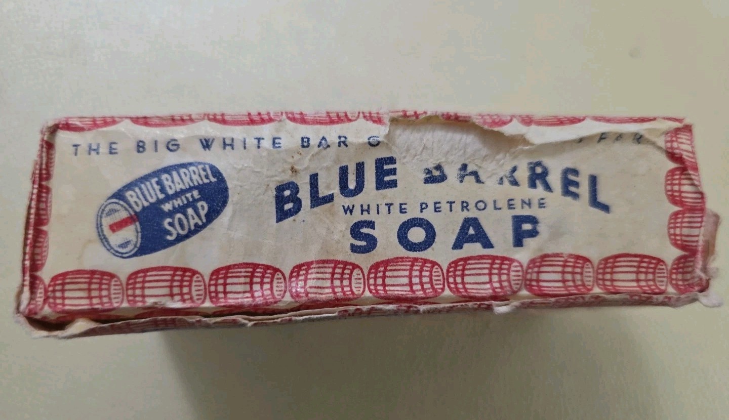 Haskins Bros & Co Blue Barrel White Soap 1944 Omaha Big White Bar Vintage