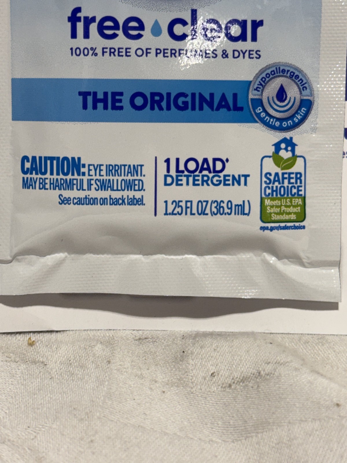 Box of 21 All Free and Clear Laundry Detergent 1.25 oz Travel Size Single Load