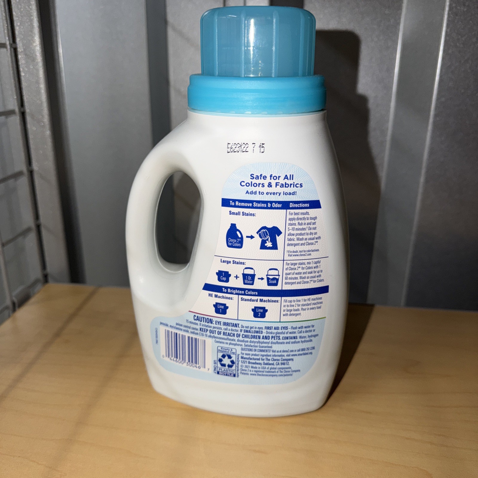 Clorox 2 Free And Clear for Sensitive Skin, for Whites & Colors 33 fl. oz – 1ct.