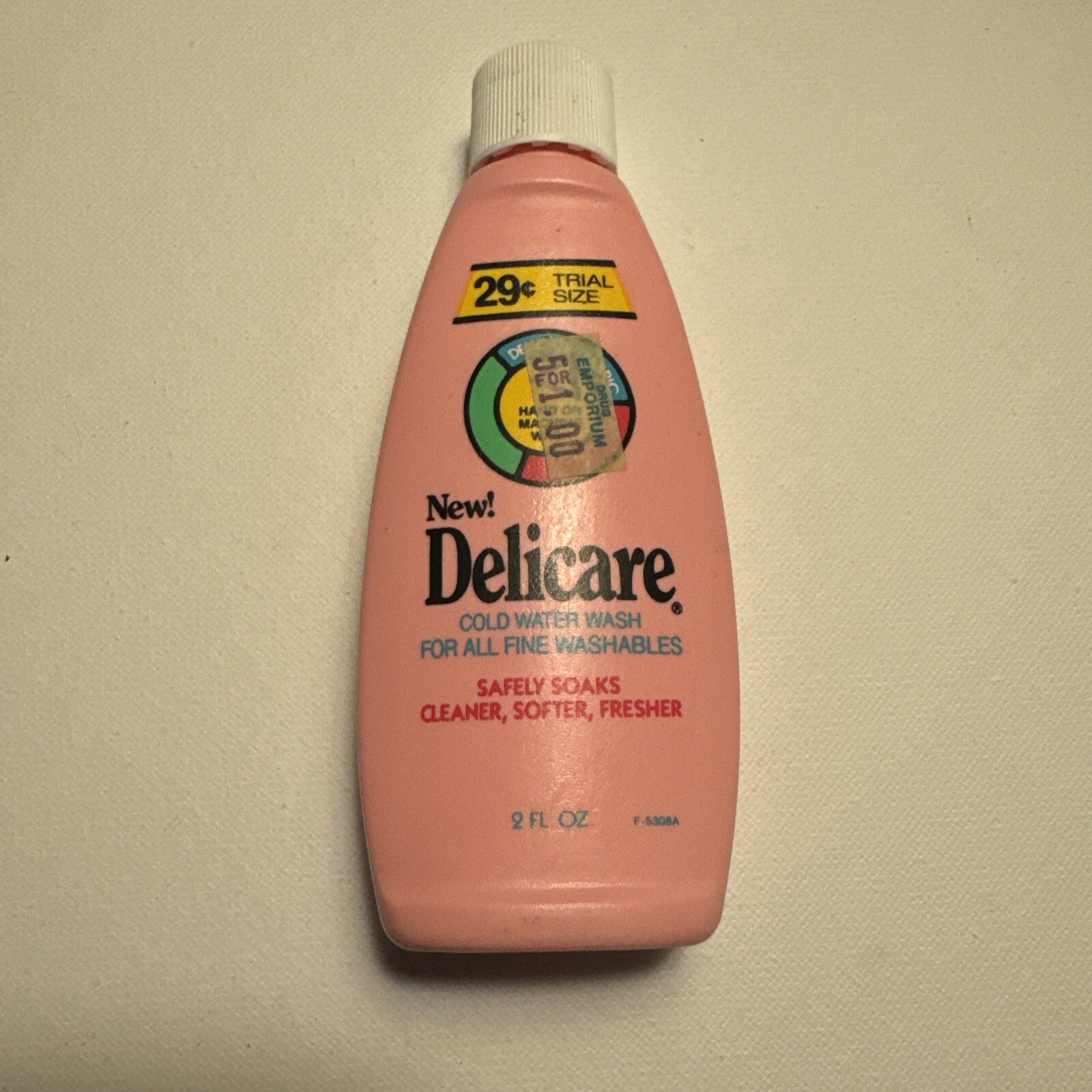 VTG HTF Delicare Cold Water Wash Fine Washables 2 Oz Delicate Fabrics 90% full