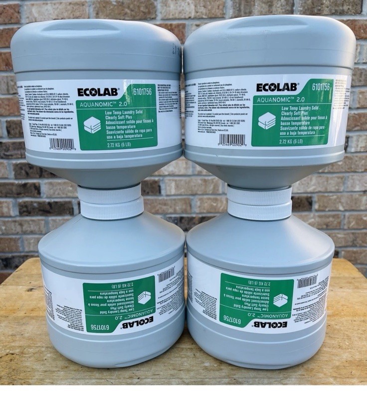 4 Pack Ecolab 6101756 6LB AQUANOMIC 2.0 Low Temp Laundry Solid Clearly Soft