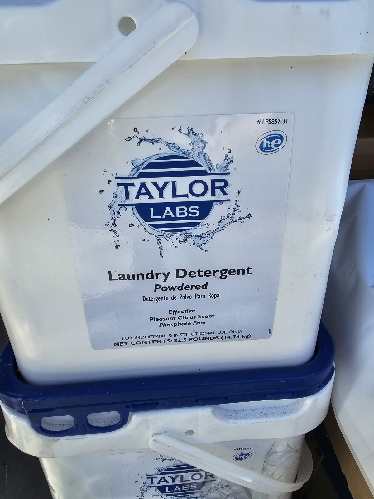 3 Laundry Detergent Powder 32.5lbs. HE Industrial Institutional *local Pickup*