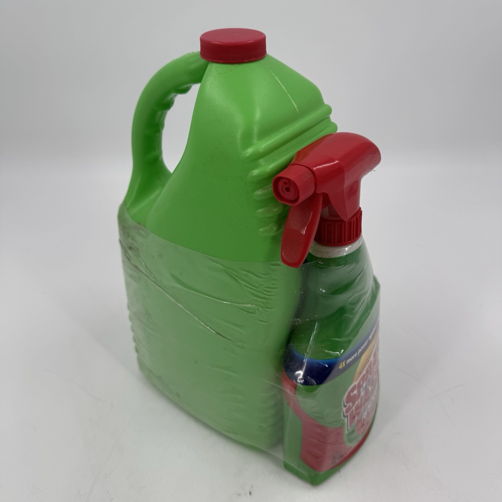 Spray ‘n Wash Advanced Grease ‘n Grass Laundry Stain Remover 1. 125 Gal + 22 Fl.