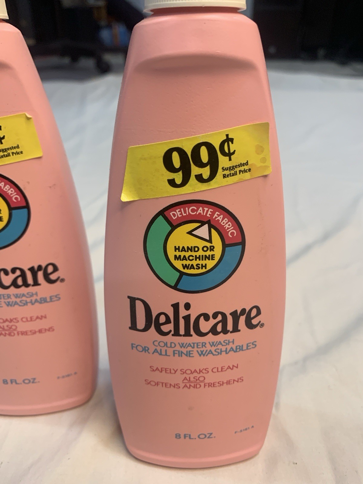 2 VTG HTF Delicare Cold Water Wash Fine Washables 8 Oz Delicate Fabrics Full