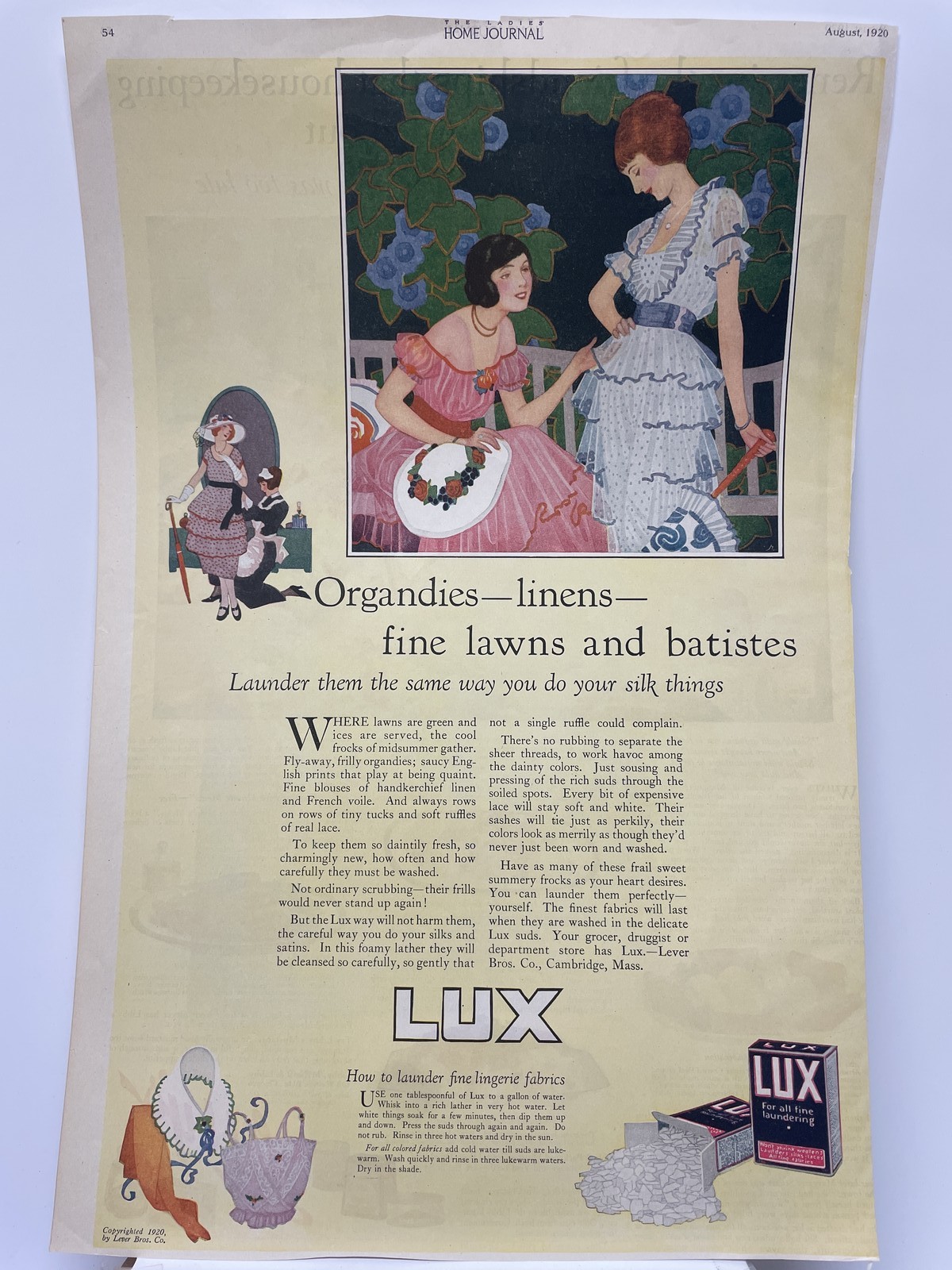 1920 LUX Laundry Flakes Detergent Ad for Fine Fabrics Silks Laces