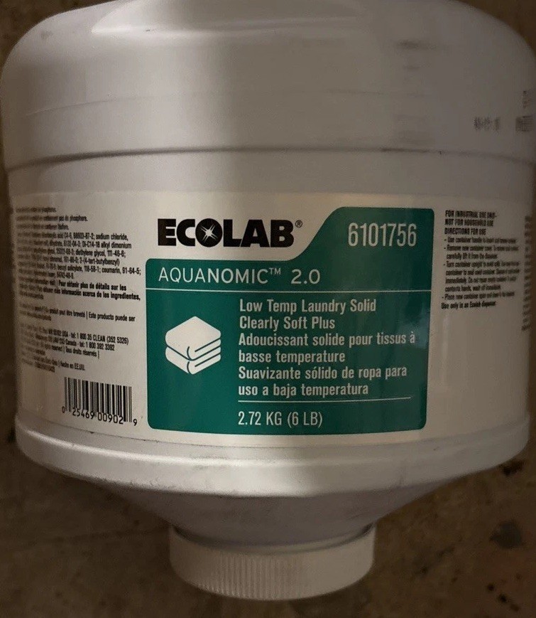 Ecolab 6101756 Aquanomic 2.0 Low Temp Laundry Solid Clearly Soft Plus 6 LB