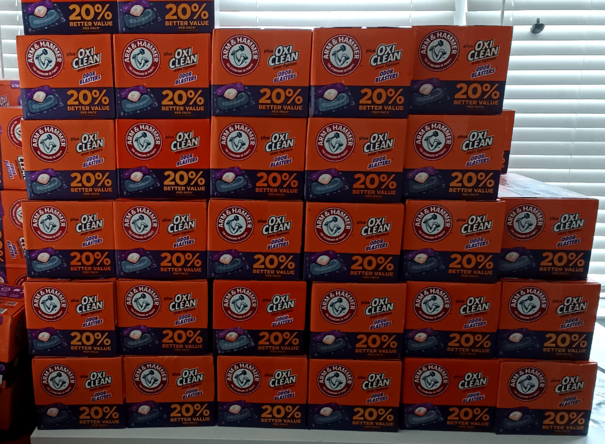 Pallet of 60! Arm & Hammer Oxiclean +Odor Blasters 5-in 1 Laundry Packs