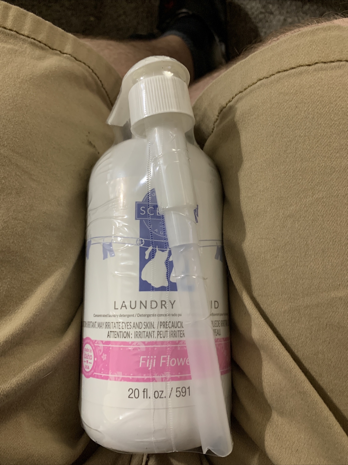 Scentsy Laundry Liquid Fiji Flower 20 fl oz 591 ml Sealed with Pump Bottle