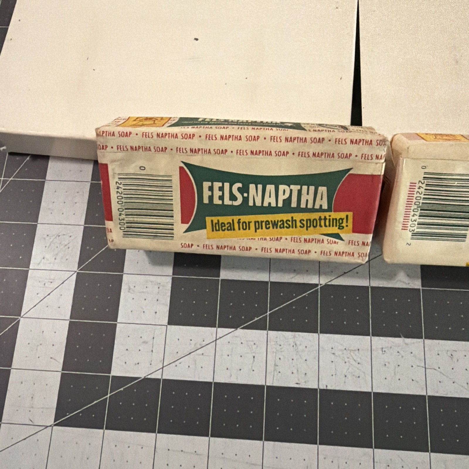 (2) Vintage Purex Fels-Naptha Heavy Duty Laundry Bar Soap & Stain Remover – New