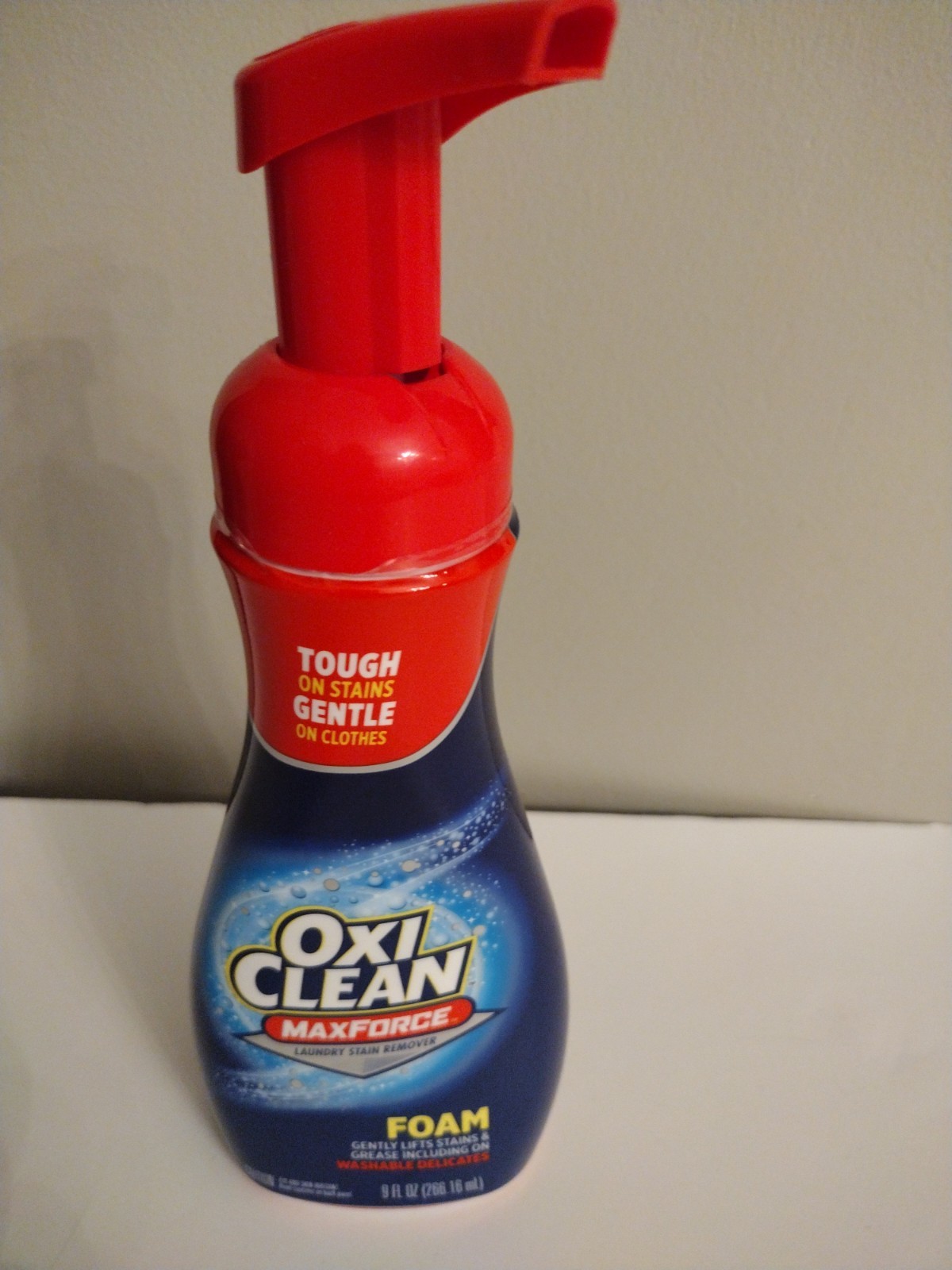 RARE OxiClean MaxForce Foam Laundry Stain Remover 9 Fl Oz Tough on Stains NEW