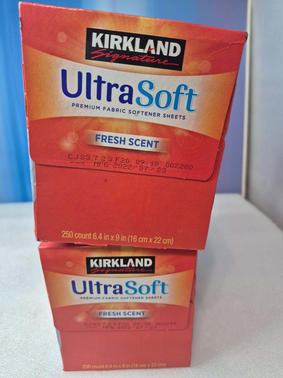 Kirkland Signature Ultra Soft Premium Fabric Softener 2/250 Sheets 500 Total