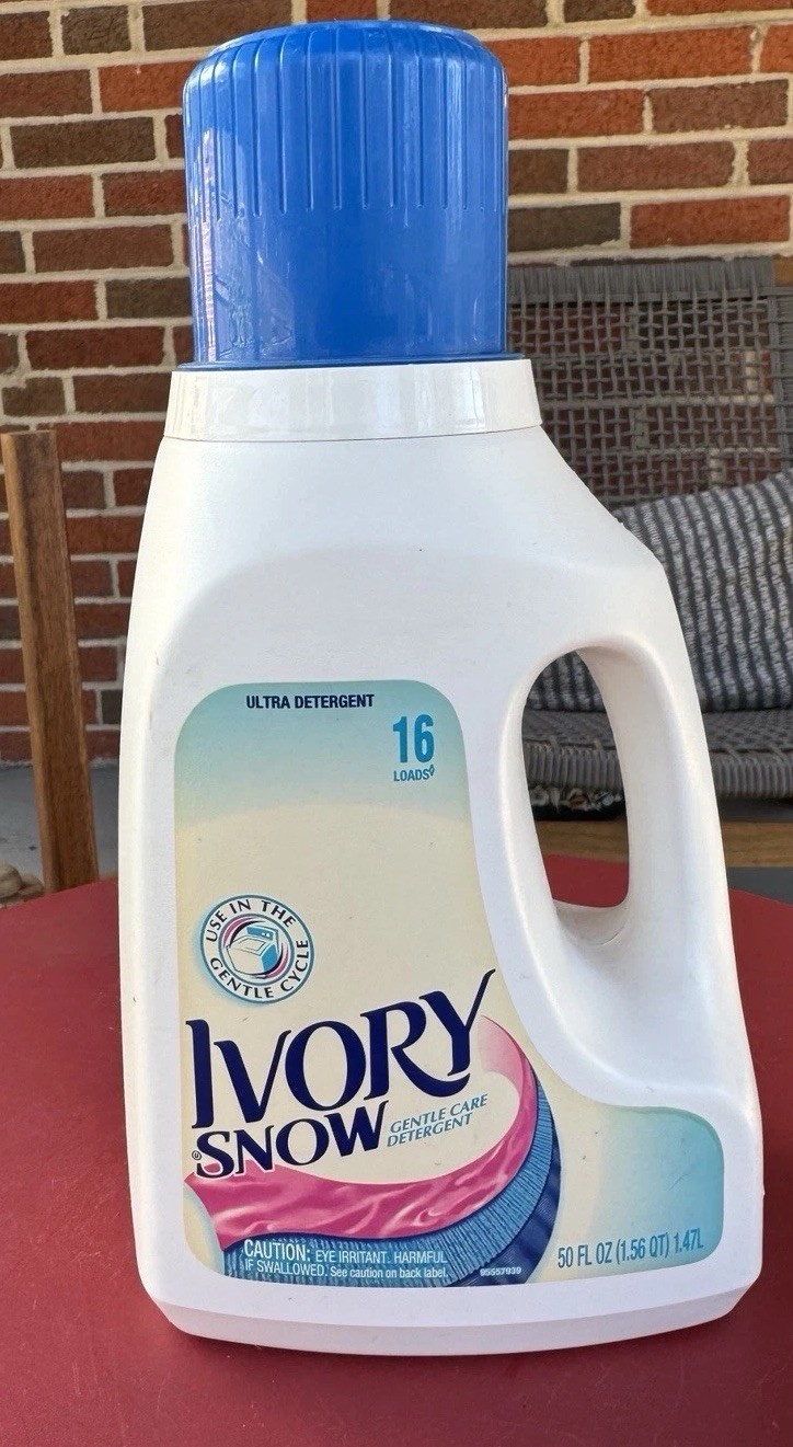 Ivory Snow Gentle Care Liquid Laundry Detergent 50 oz Blue Cap Ultra