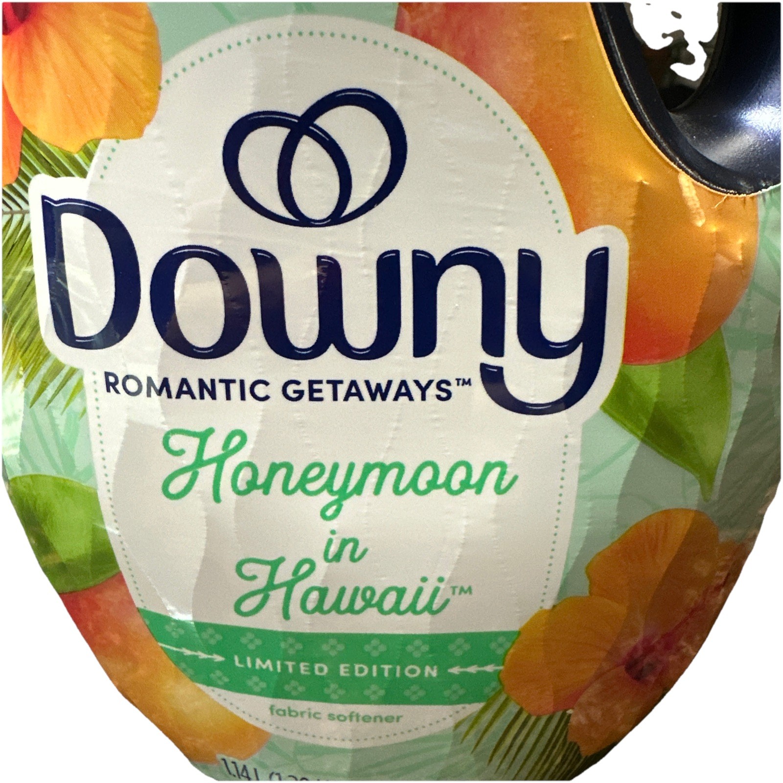 Downy Romantic Getaways Honeymoon In Hawaii Limited Edition Fabric Softener 38oz