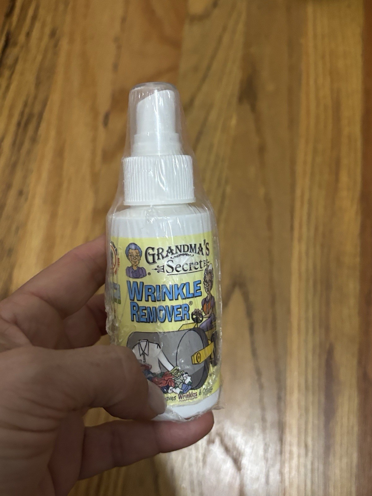 Grandma’s Secret Wrinkle Remover 3 Fl Oz Travel Fabric Spray Freshener Made USA