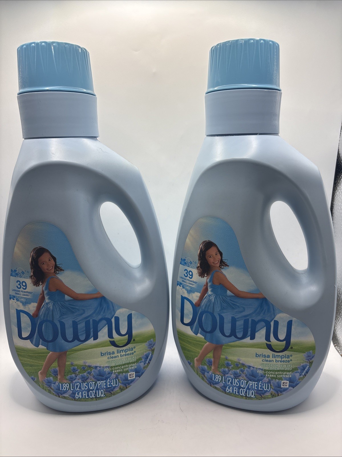 2x Downy Clean Breeze Brisa Limpia 64 Oz Liquid Fabric Softener Discontinued