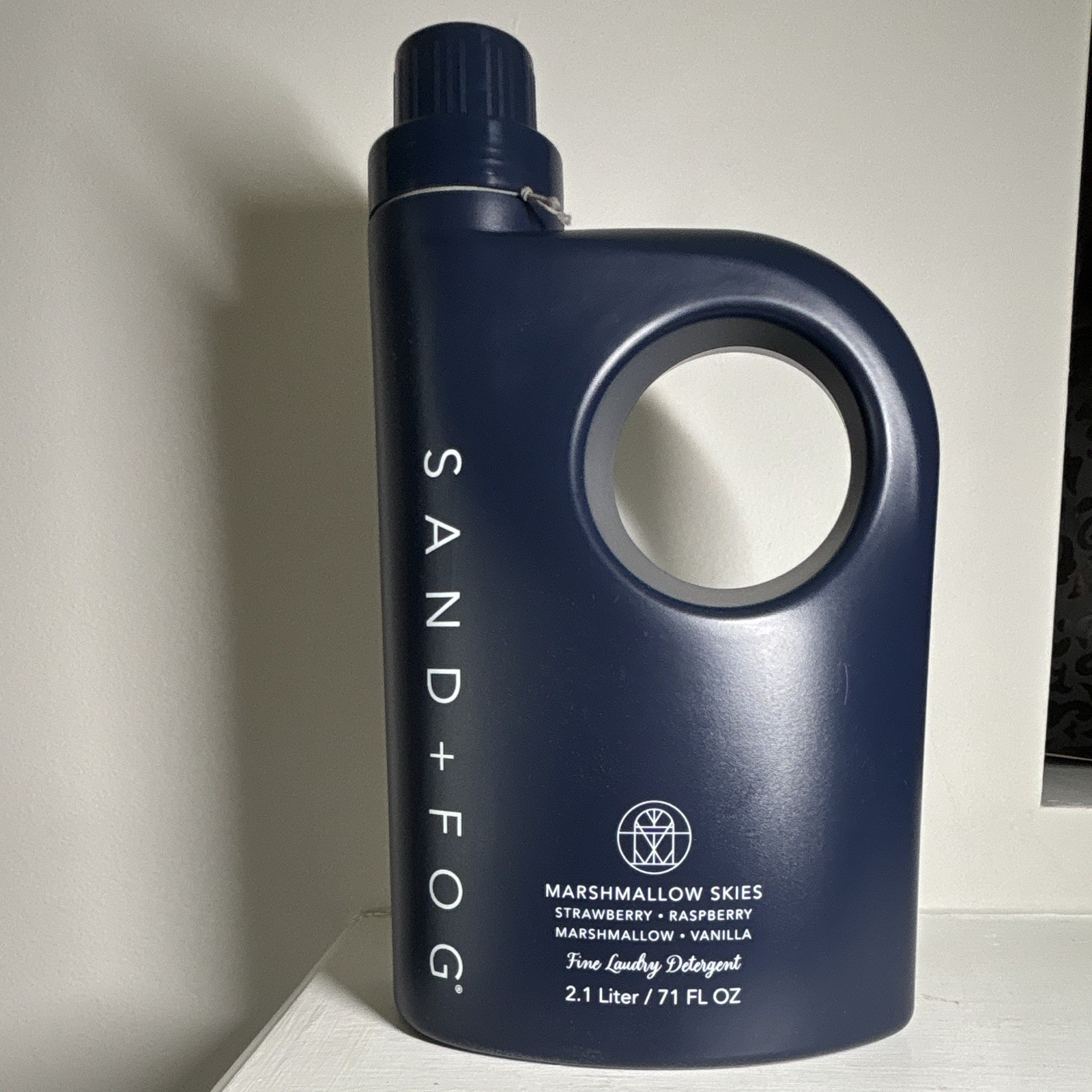 Sand + Fog Marshmallow Skies Liquid Laundry Detergent 2.1L/71 fl oz