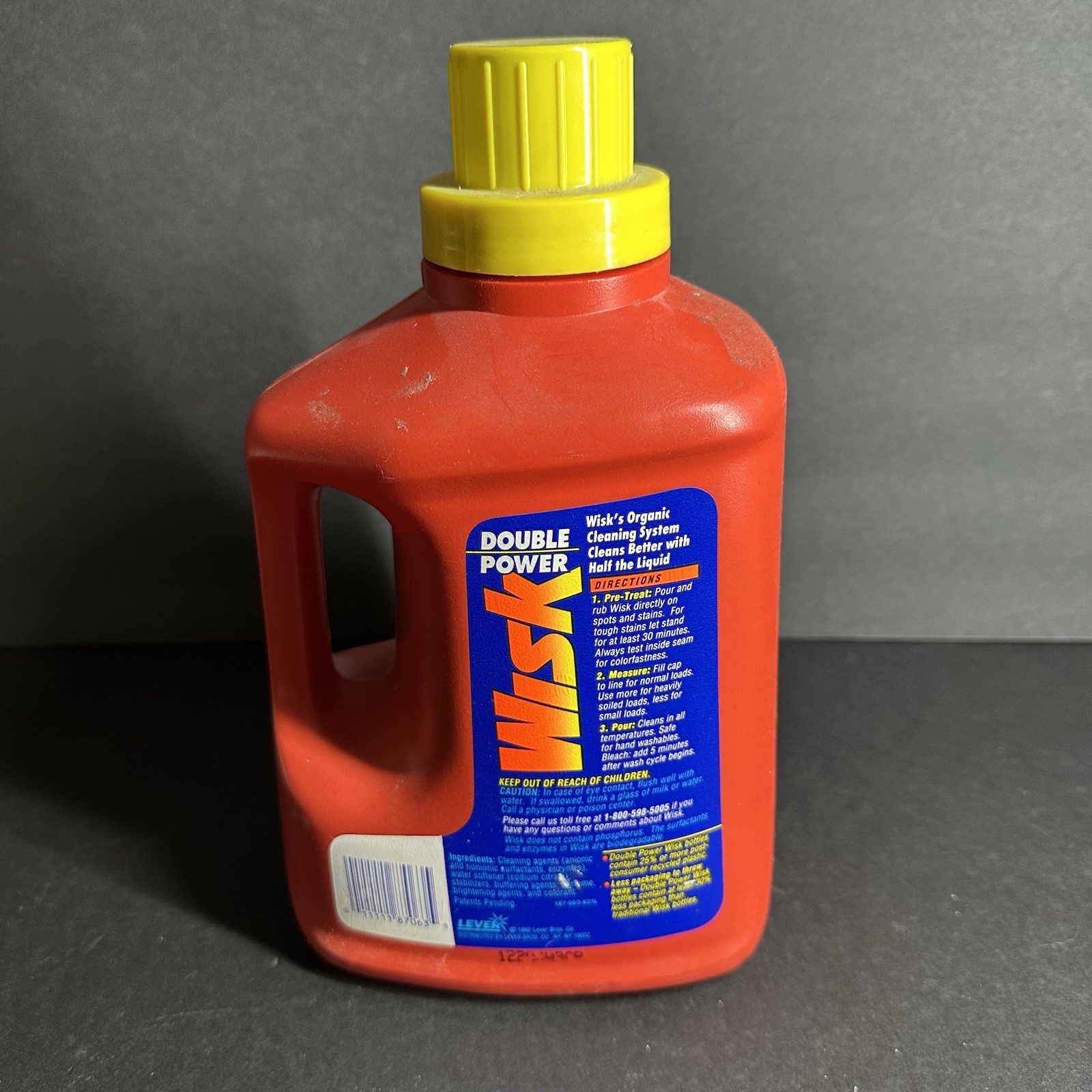 Wisk Double Power Concentrated Laundry Detergent 64 Fl Oz (2 qts) Discont. 1992