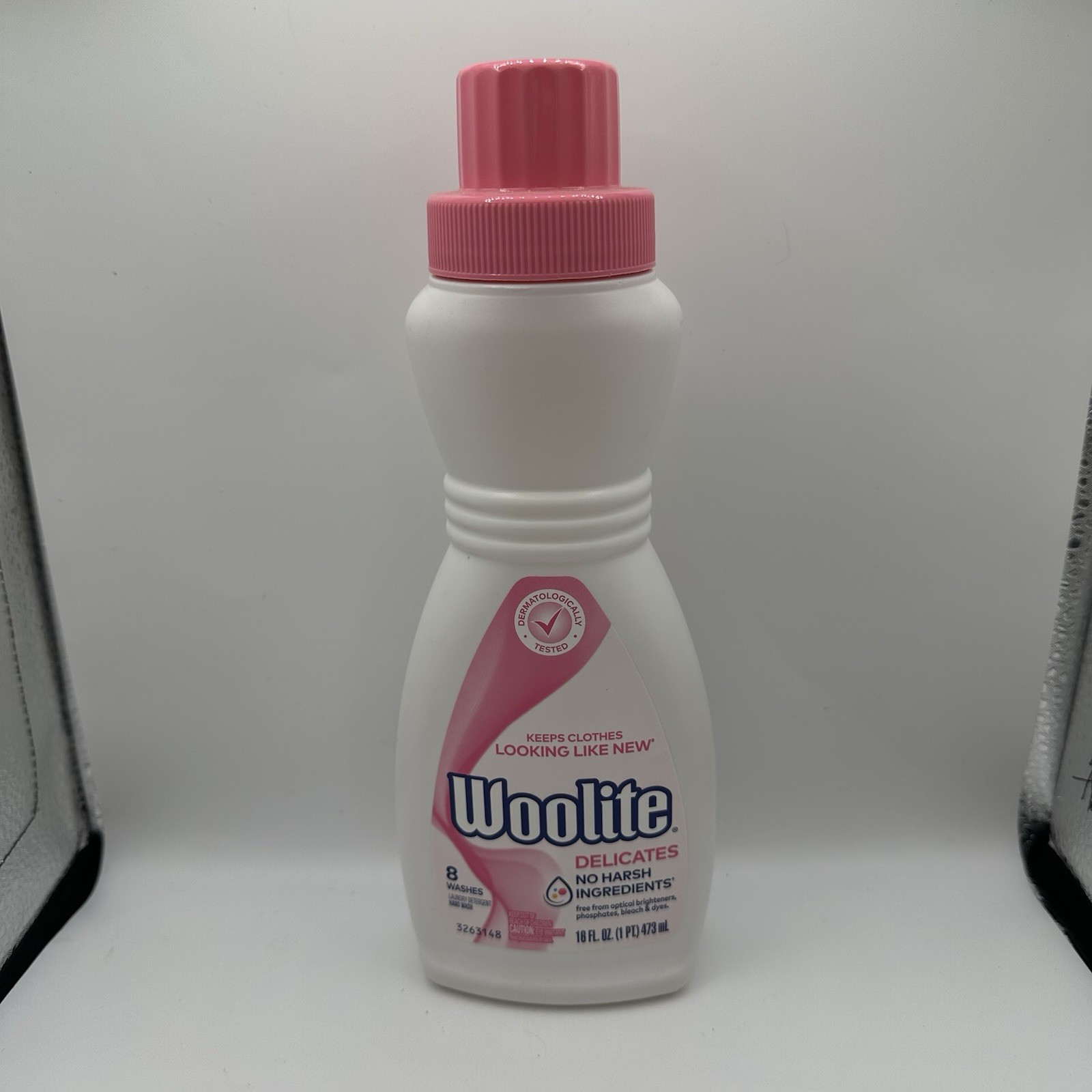 Woolite Original Scent Non-Concentrated 8-Load Laundry Detergent Liquid 16 oz.