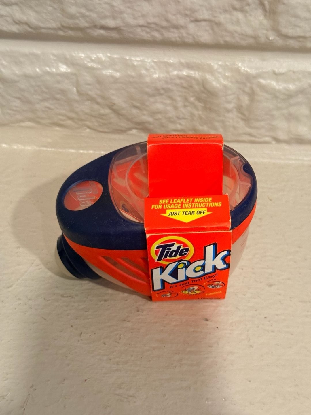 Vintage Tide Kick Laundry Detergent Dispenser Pretreater Rare Y2K