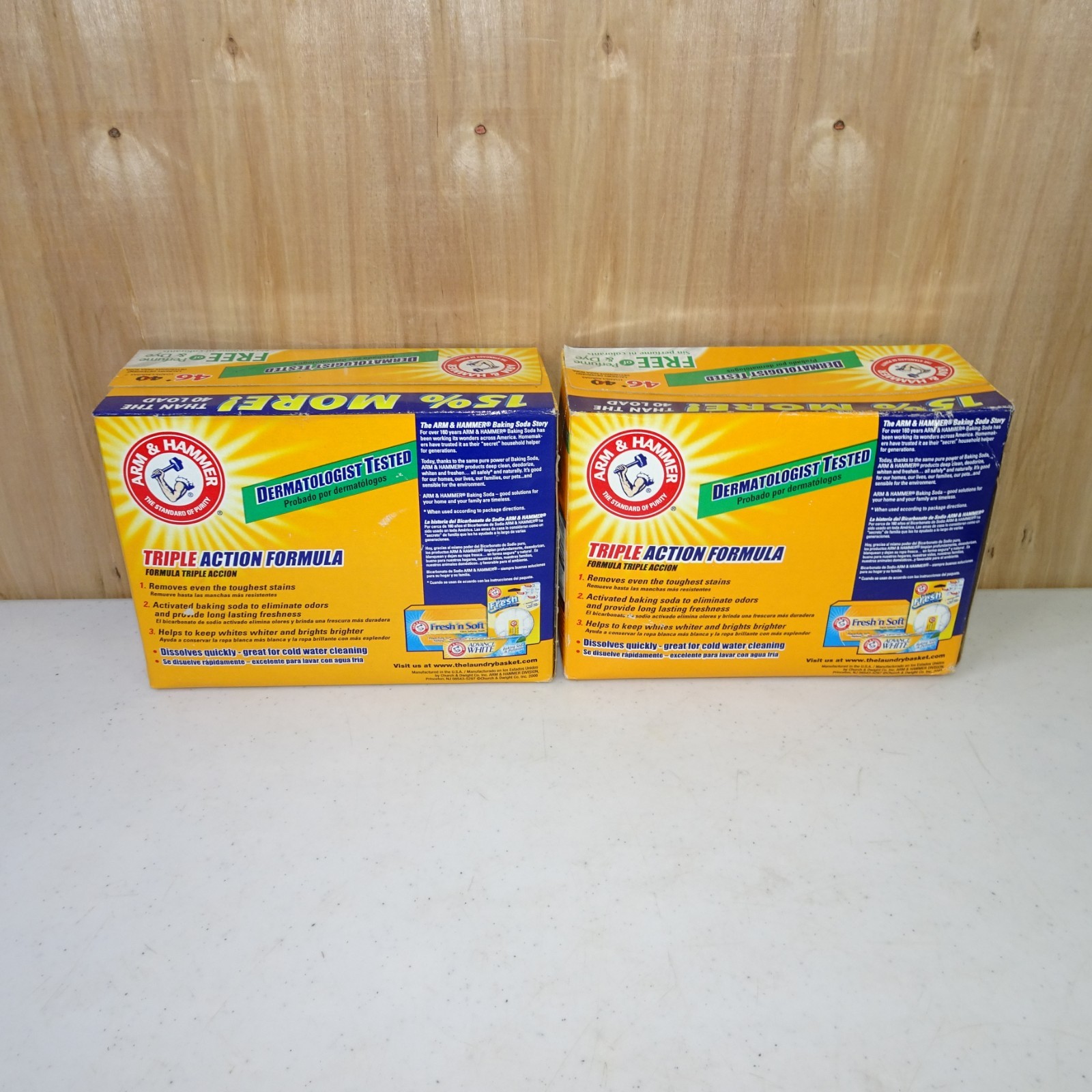 Arm Hammer Free & Clear 46 Loads Concentrated Powder Laundry Detergent Hard READ