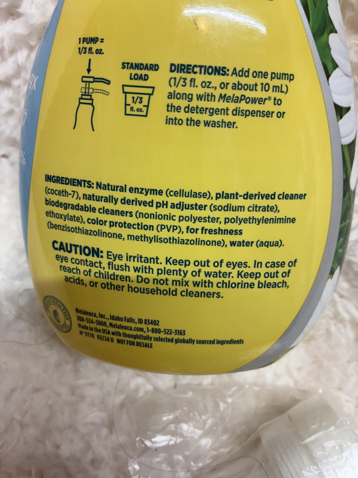 Ecosense MelaBrite 9x Color Booster Laundry Additive Scent-Free 32 oz 96 Loads