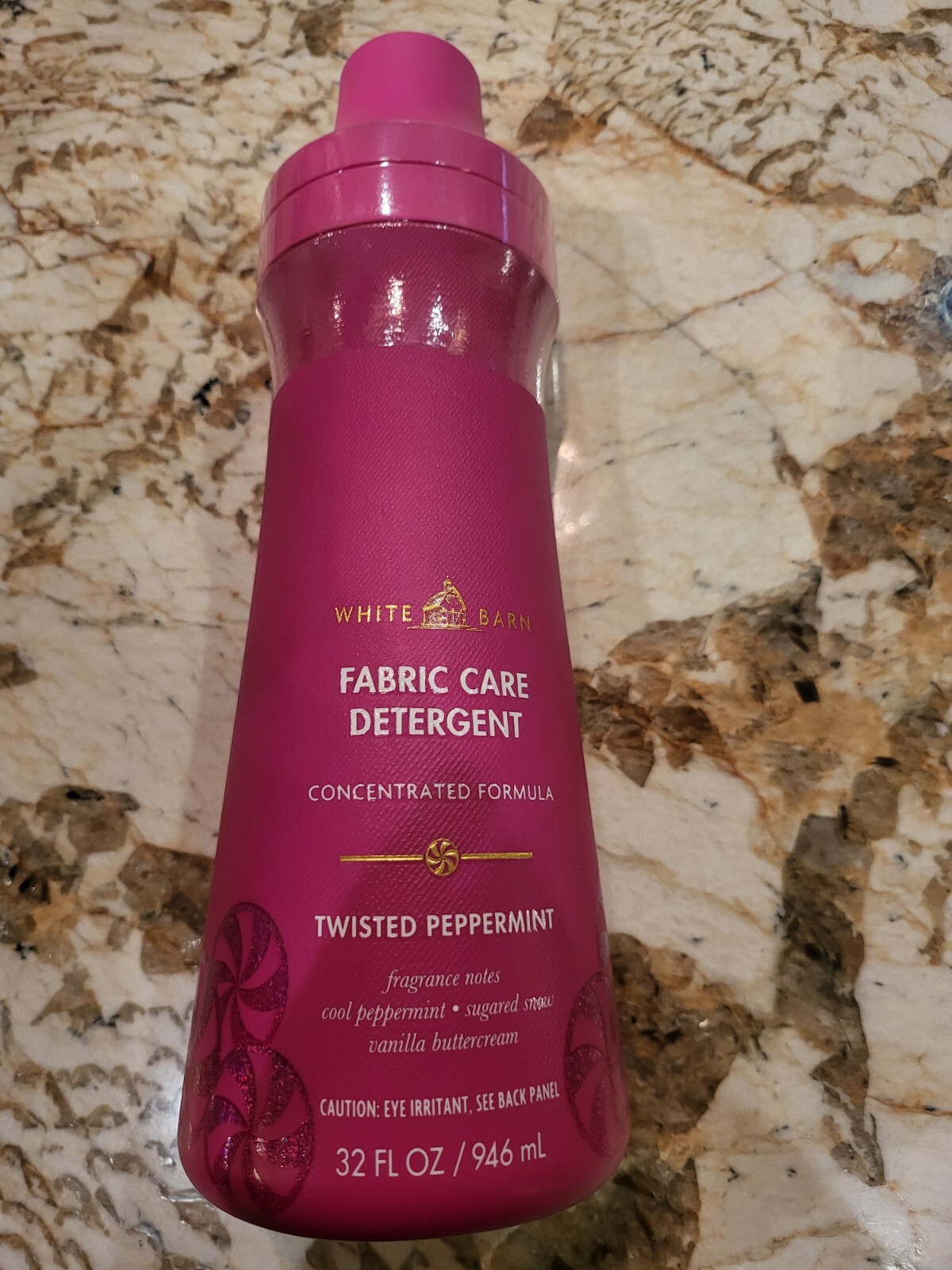 Bath Body Works White Barn TWISTED PEPPERMINT Laundry Fabric Care Detergent 32oz