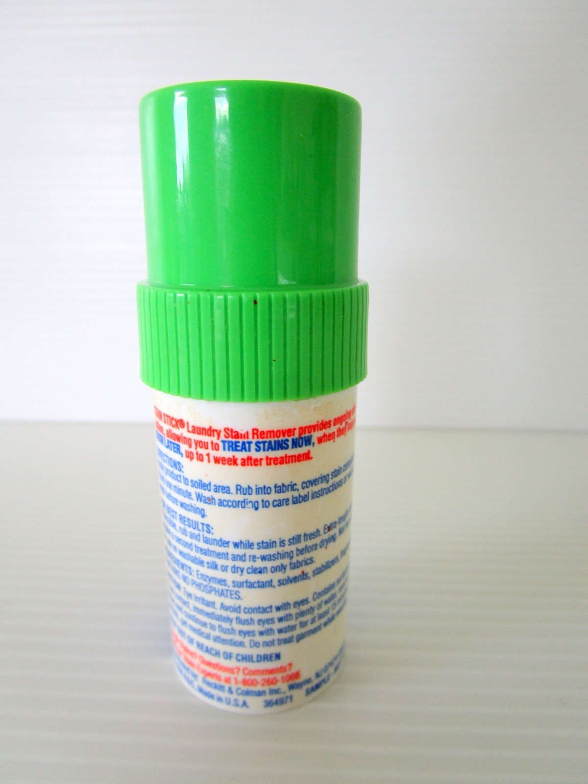 Vintage MINI SPRAY ‘n WASH Stain Stick 0.8 Oz Full Spot Remover Travel