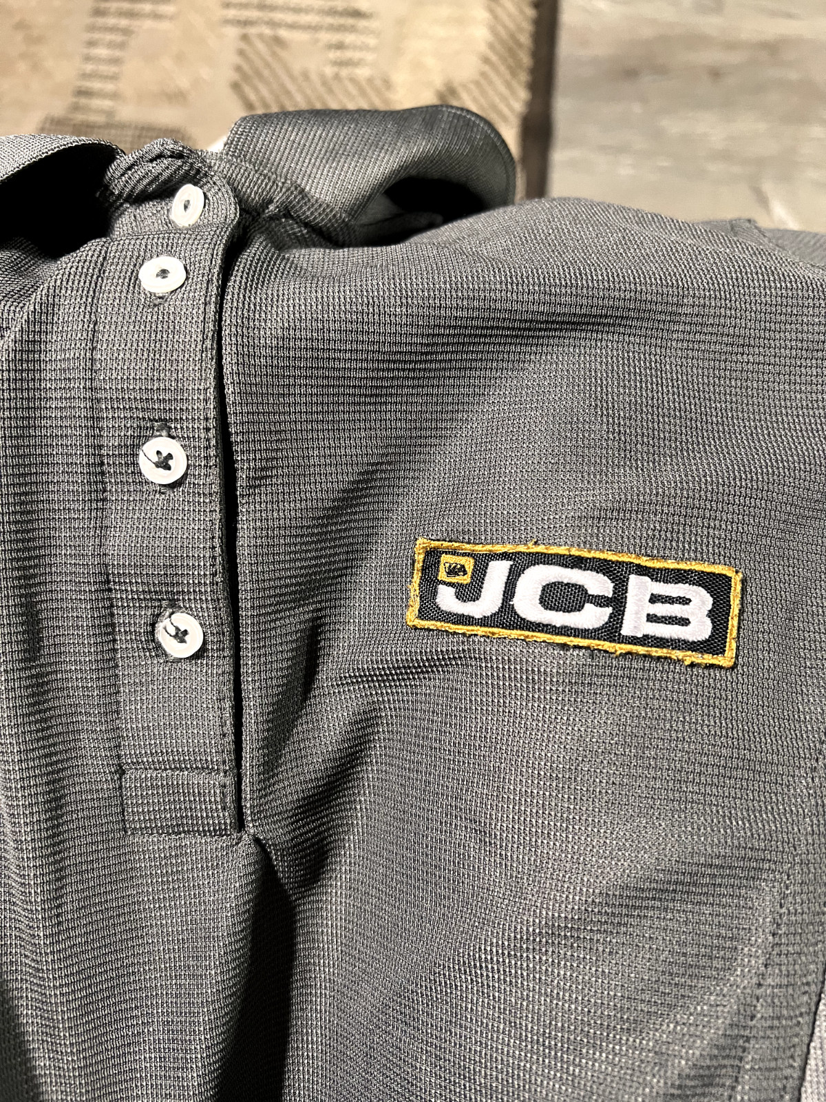 Women’s Gray Long Sleeve JCB Shirt Size S Slimming Waist Accent Design Pre-Owned