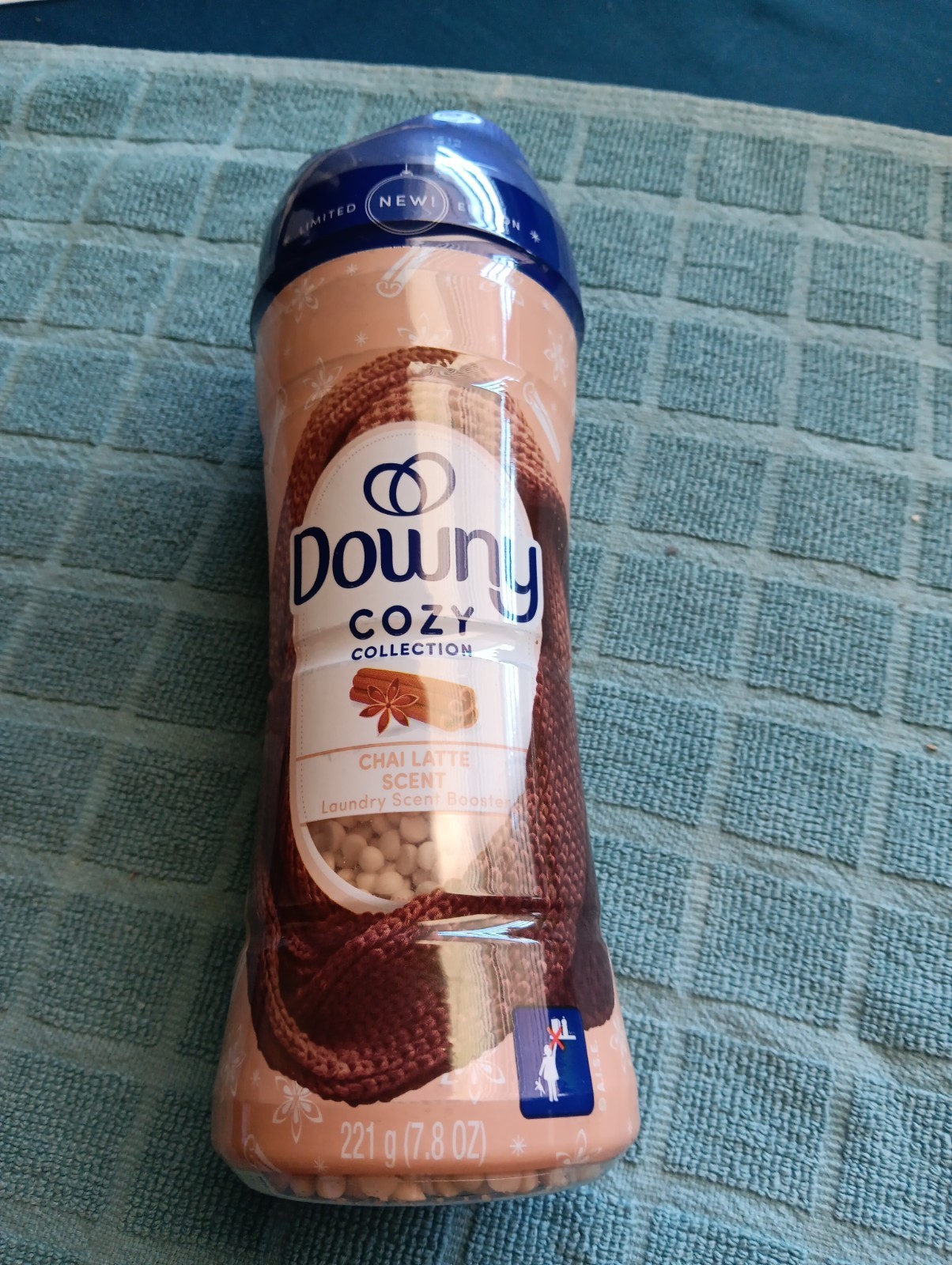 Downy Cozy Collection In-Wash Laundry Booster Beads Chai Latte 7.8 (B032)