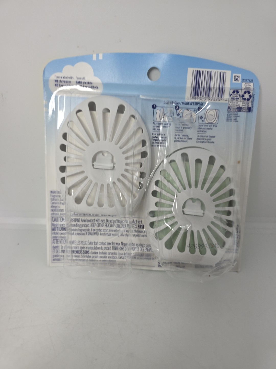 Febreze Small Spaces Twin Pk Air Freshener Gain 0.25 Oz.