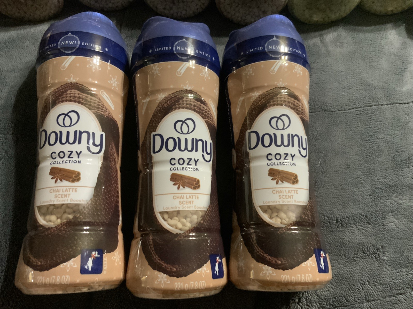 Downy Cozy Collection In-Wash Laundry Scent Booster Beads, Chai Latte Scent, 7.8