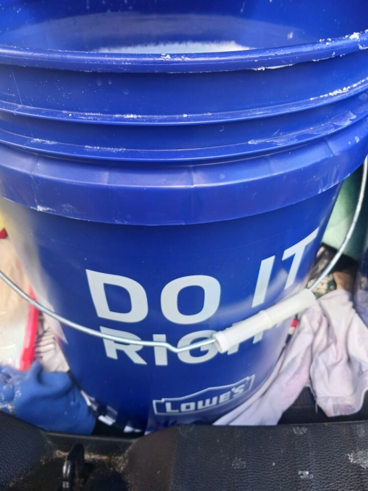 5 GALLON BUCKET LAUNDRY DETERGENT