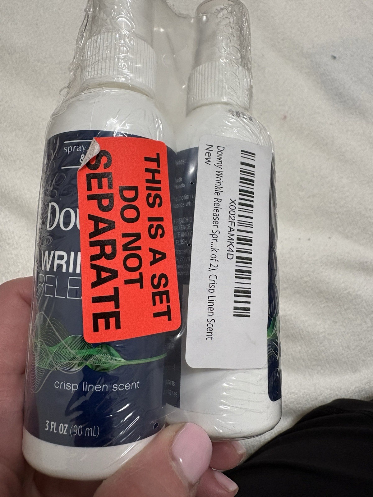 Downy Wrinkle Releaser & Refresher Fabric Spray Fresh Scent 3oz ( 2 pack )