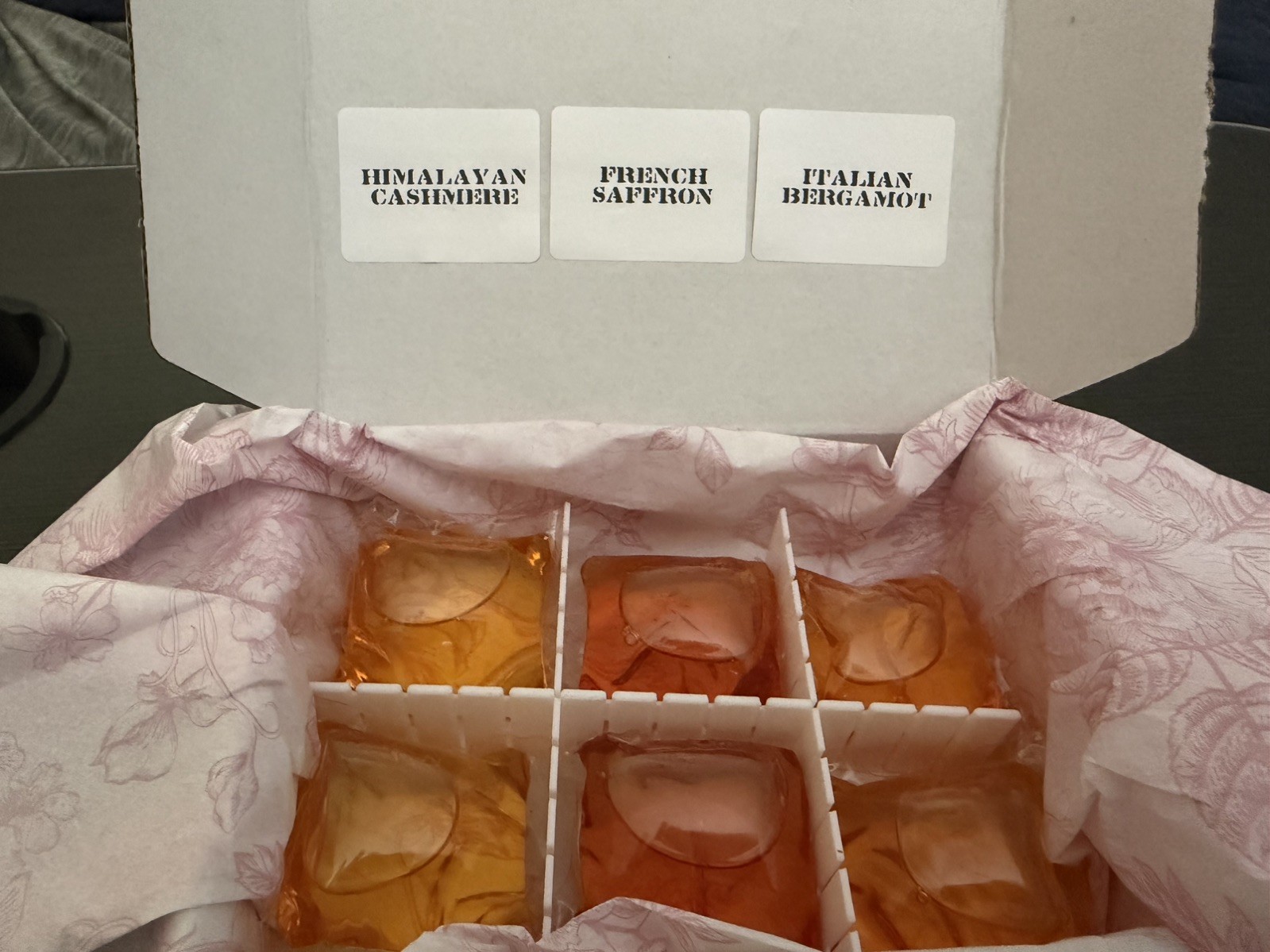 Laundry Sauce sample 6pieceHimalayan Cashmere,French Saffron,Italian Bergamot