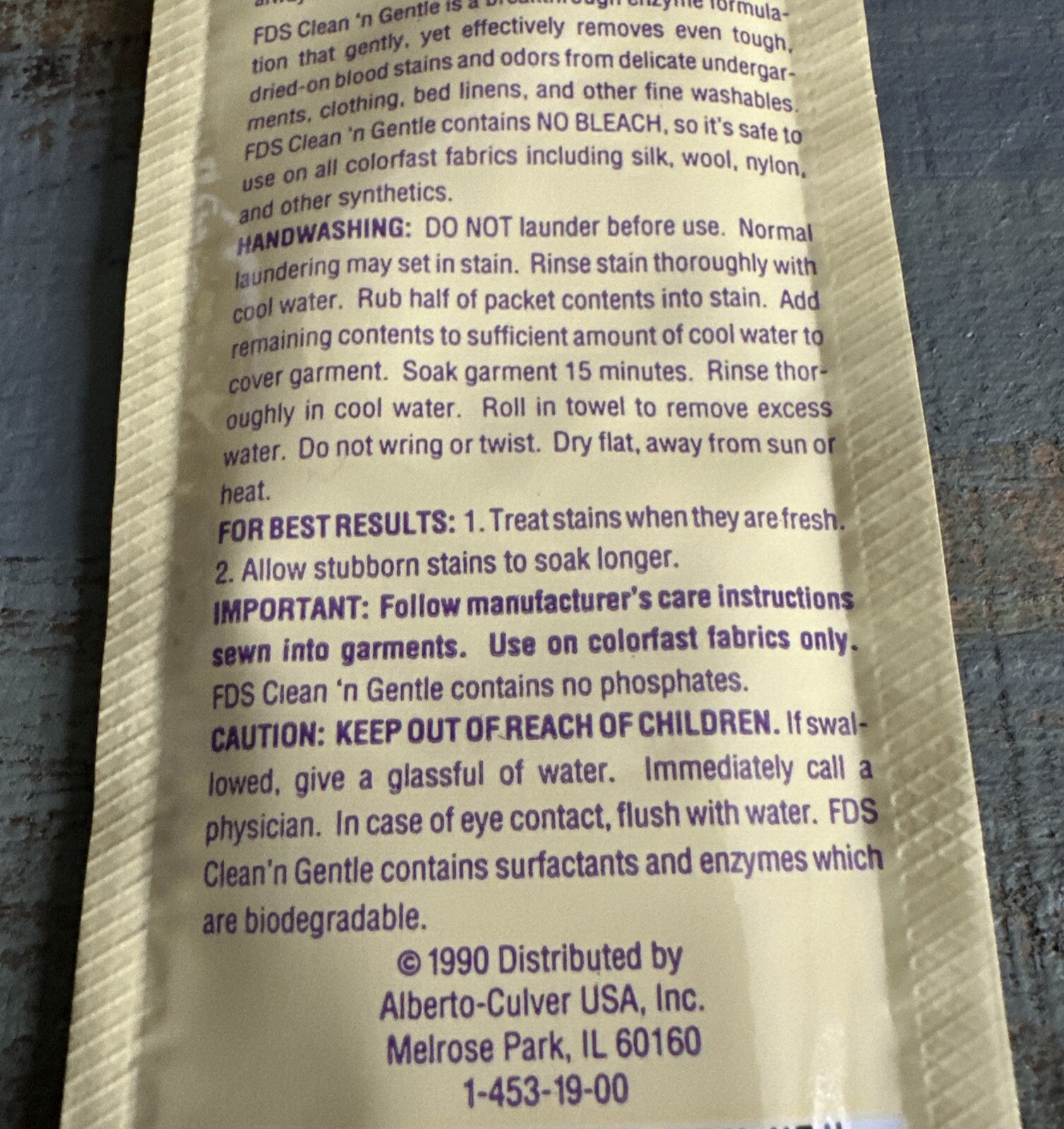 FDS Clean ‘n Gentle Blood Stain Remover Wash for Fine Laundry Lingerie 10 Packs