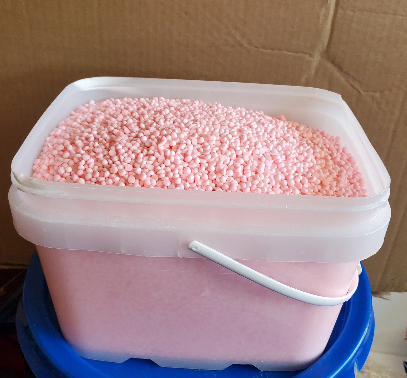 In Wash Laundry Scent Booster Granules/Pellets 1 Gallon Container Spring Day