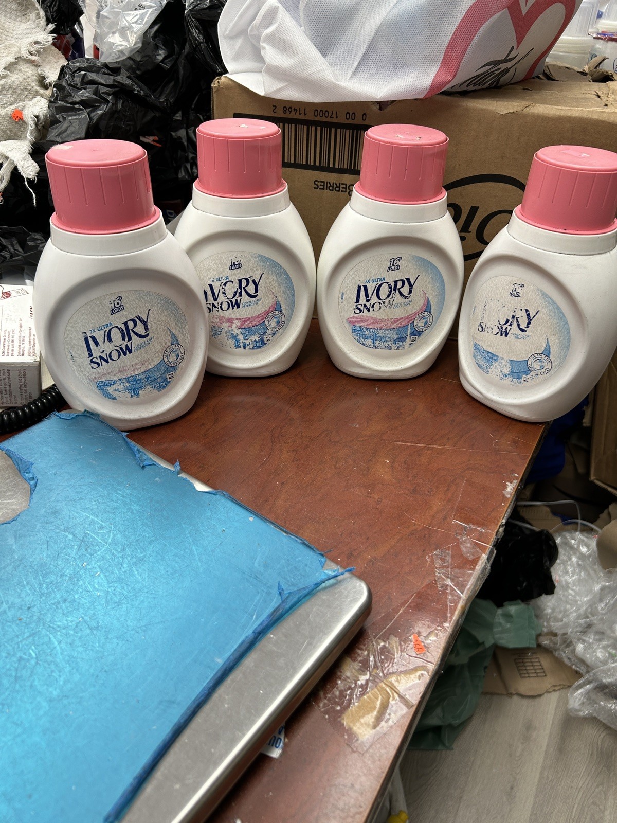 4 pack IVORY Snow 2X Ultra Gentle Care Detergent Liquid ~25oz rubbed out label