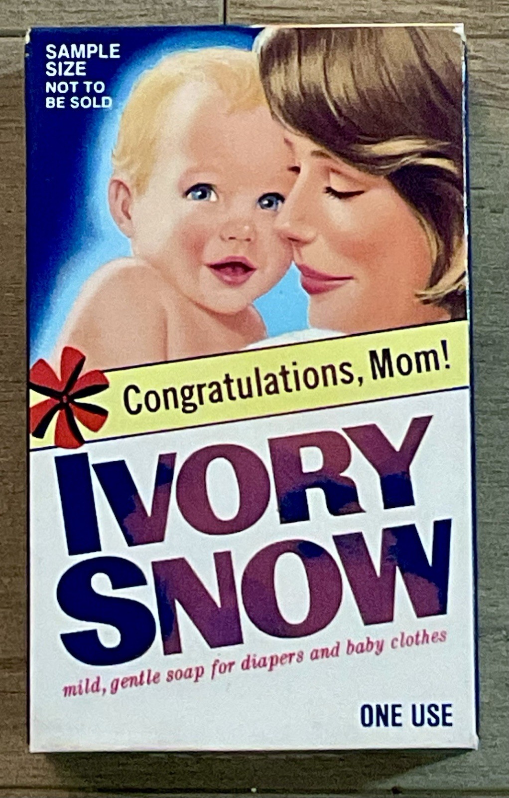 Ivory Snow Laundry Detergent Sample Size For New Moms Baby Clothes Vintage 70s