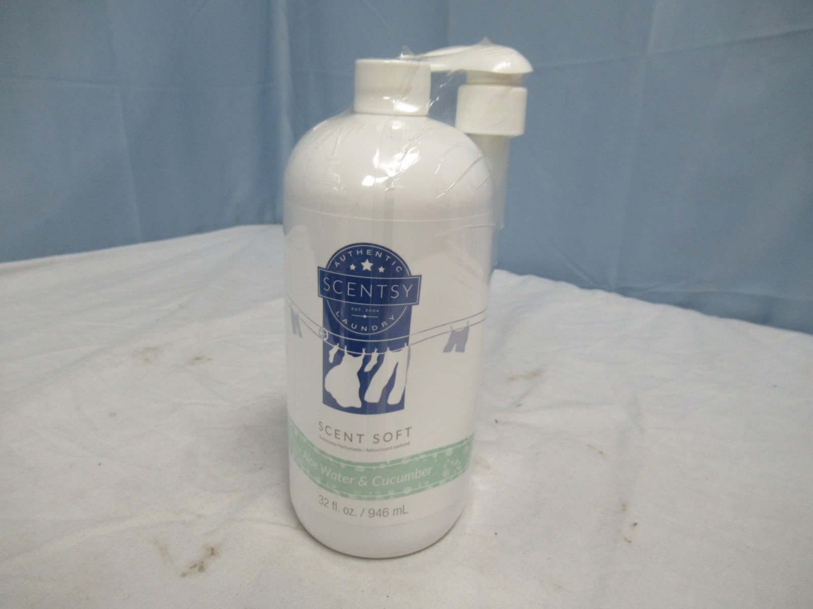 Scentsy Laundry Scent Soft with Pump Aloe Water & Cucumber 32 fl oz (UU)