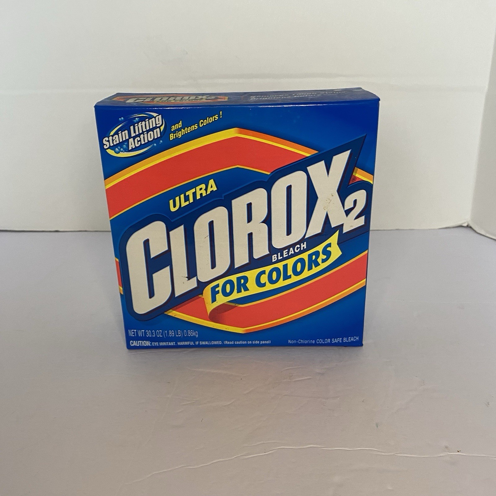 Vintage Ultra Clorox 2 Non Bleach 30.3 oz Color Safe Original Contents Included