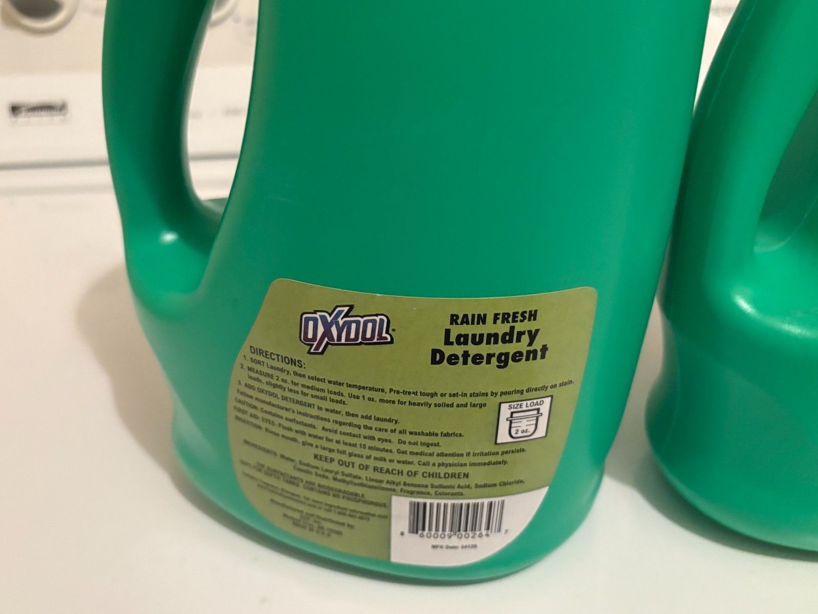 (2) Oxydol rain Fresh Laundry Detergent 32 Fl. Oz. 10 Loads Discontinued