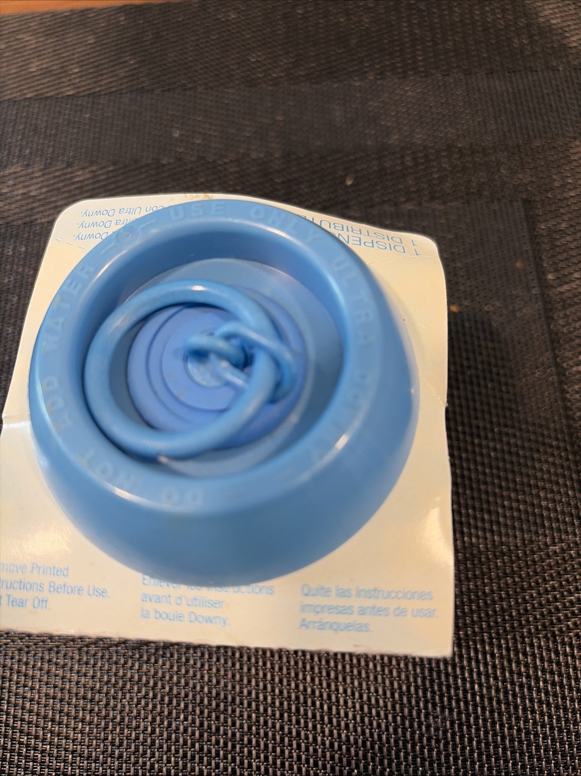 Ultra Downy Ball Fabric Softener Dispenser NOS 2011