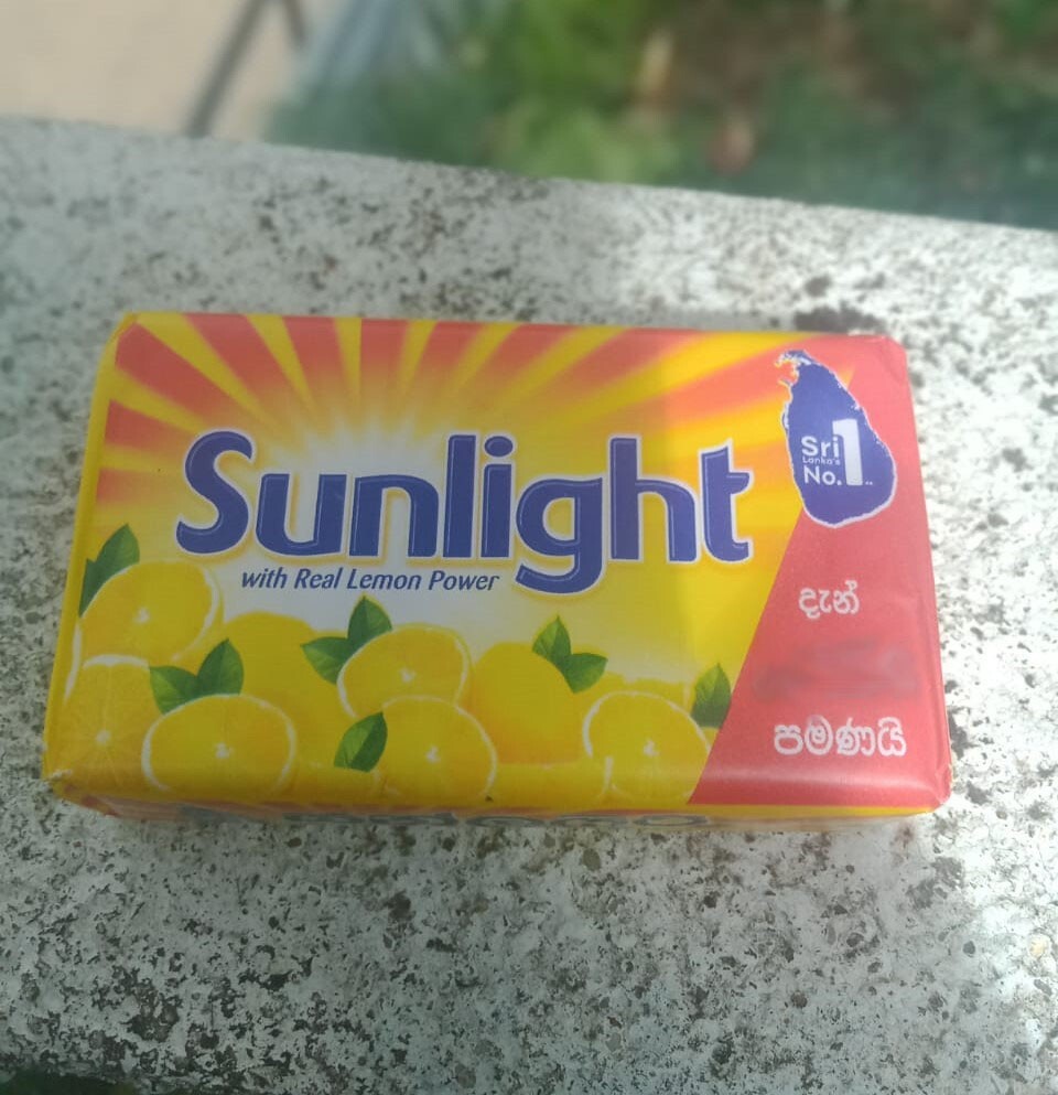 Sunlight Soap Real Lemon Power Detergent Soap Laundry Bar 110g